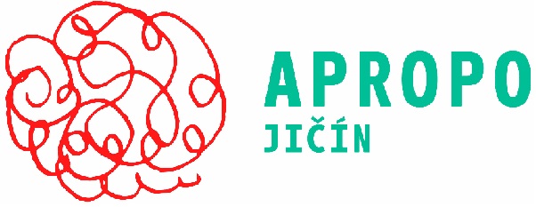 Apropo Jičín, o. p. s. Deze non-profit organisatie is al 27 jaar actief in Jičín en richt zich op de ondersteuning van kinderen en volwassenen met een beperking.