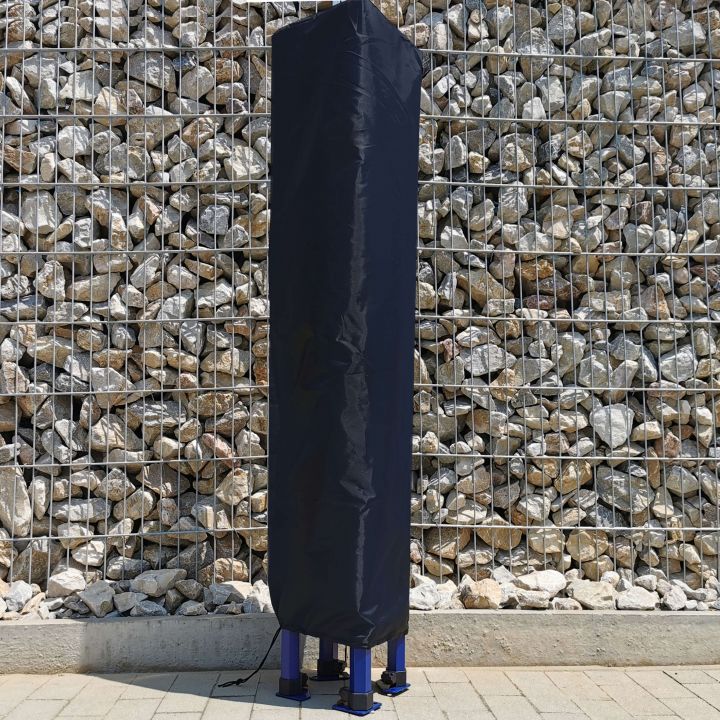 Samengestelde opvouwbare tent 2x2m in een transportverpakking – compacte bescherming voor vervoer naar markten.